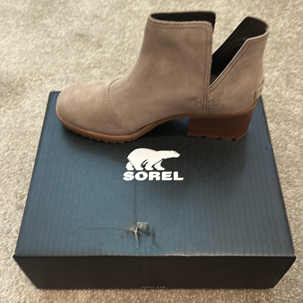 Sorel Cate Cut Out Size 7.5 Ash Brown